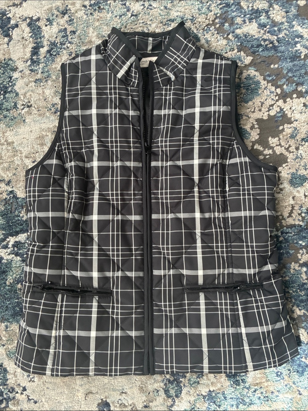 Jones New York Black & White Plaid Quilted Vest